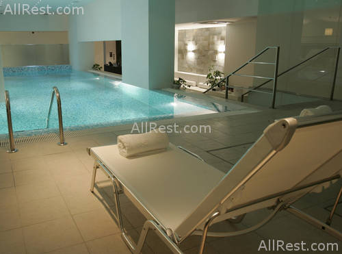 Atrium Hotel 38